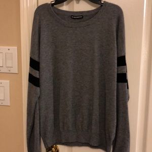 Brandy Melville sweatshirt